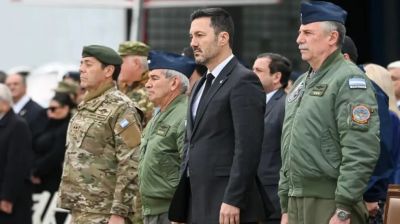 Interna en el Ministerio de Defensa: Luis Petri ech a su jefe de Gabinete, un militar retirado