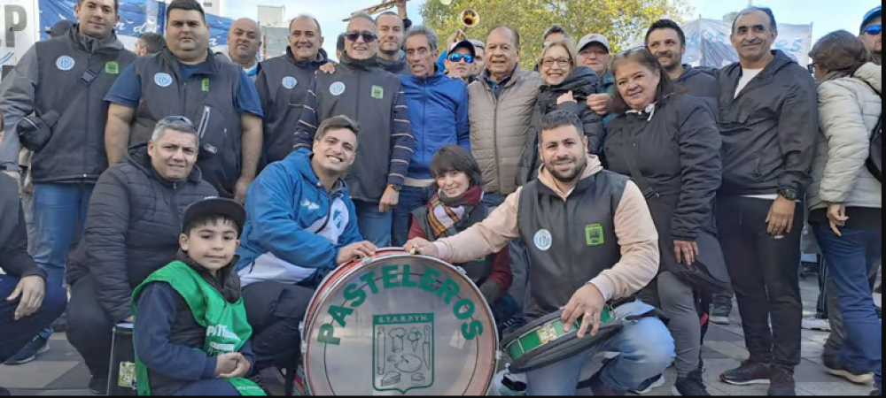 Pasteleros se adhieren al paro nacional