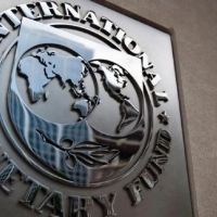 Economa viaj a Washington para cerrar la ltima revisin del FMI
