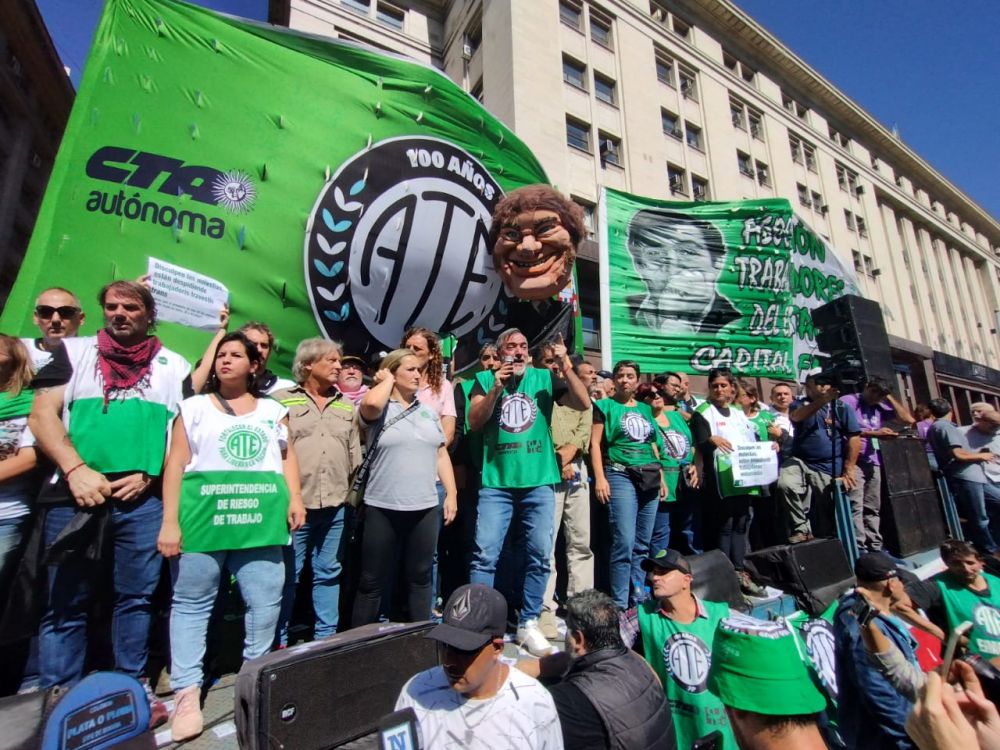 Pacto de Mayo: ATE se movilizar� a C�rdoba el 25 y protestar� en los accesos al aeropuerto y el Complejo Ferial