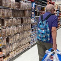 Comienza a aparecer el pan de Brasil con el que el Gobierno busca bajar los precios