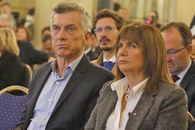 La disputa entre Macri y Bullrich por Milei dispara renuncias masivas en Pro bonaerense