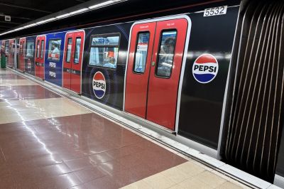 Por qu Pepsi est por todas partes en el metro de las grandes ciudades espaolas