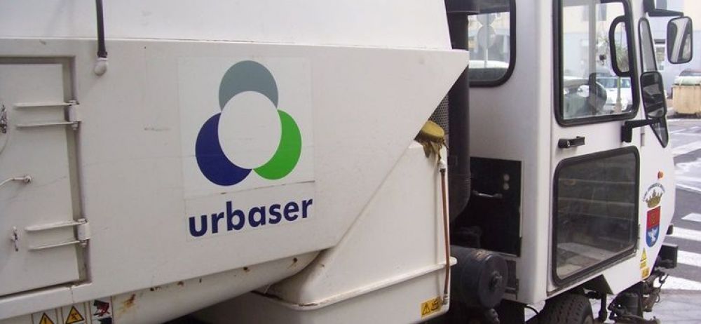Urbaser aclara que en el incendio del vertedero de Zonzamas se actu� 
