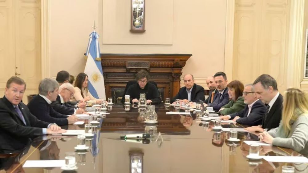 El Gobierno analiza todos los contratos con la OEI y Milei intenta encapsular el caso Pettovello