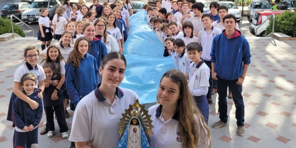 En Argentina, haber ido a un colegio cat�lico no acrecienta la fe del alumno; tampoco la perjudica