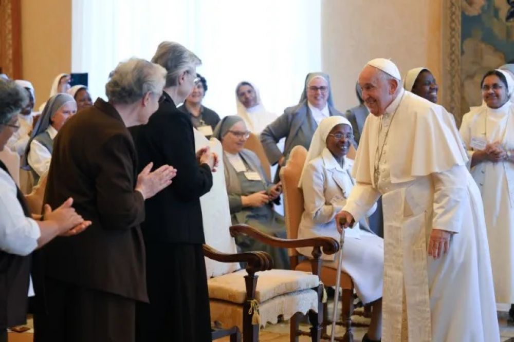 El Papa Francisco recuerda a religiosa que lo form� en la fe: �Mi servicio a la Iglesia es fruto del bien que recib�