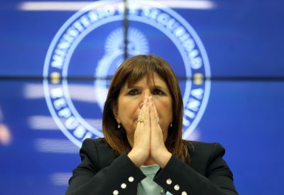Bullrich culp a la oposicin por la suba del dlar blue y habl sobre su relacin con Macri