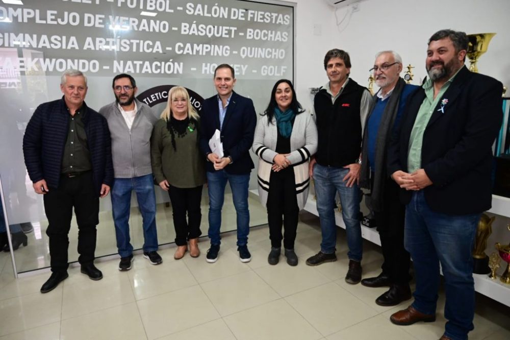 Gill se reuni con intendentes y cooperativistas de Jurez Celman