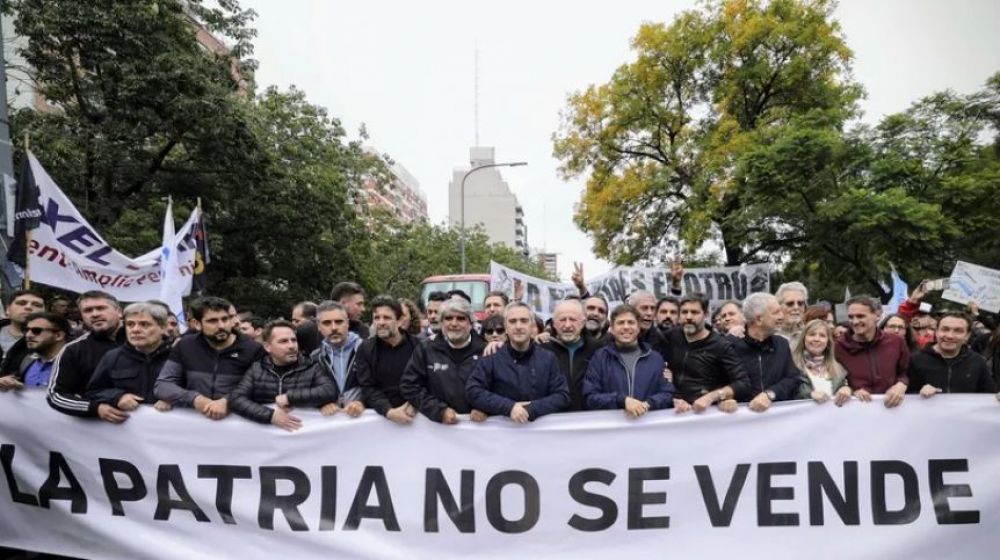 Sin Kicillof, el Gobierno bonaerense tendr su columna para marchar al Congreso