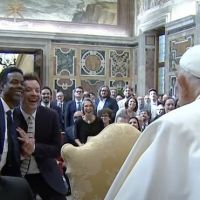 El Papa, a los humoristas: 'Al provocar una sonrisa, hacen sonrer tambin a Dios'
