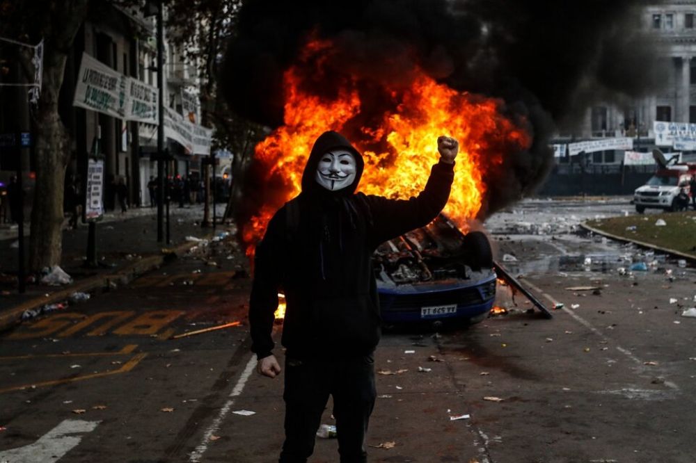 Infiltrados, la operacin de los servicios para romper la protesta en Plaza Congreso