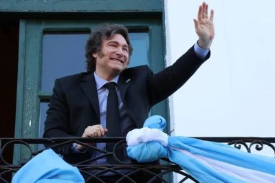 Javier Milei sale de su burbuja: viaja a Rosario el jueves por el Da de la Bandera
