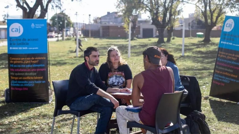 El Gobierno cierra el 77% de los Centros de Acceso a la Justicia de barrios vulnerables o zonas rurales, donde el Estado no llega