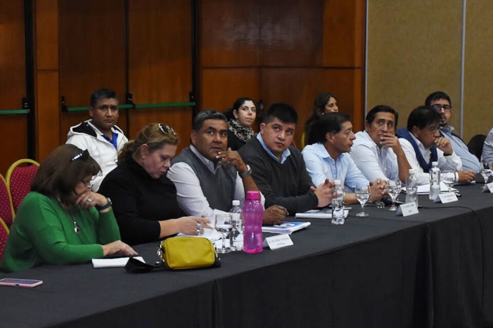 Salta: Gremios estatales retomaron la negociacion paritaria