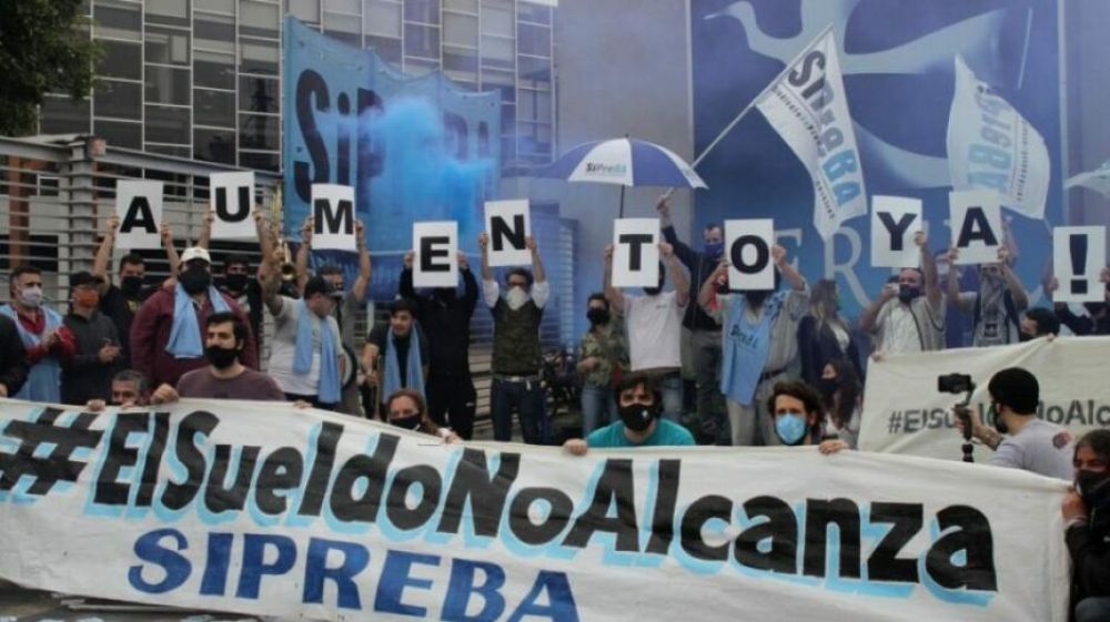 Trabajadores de prensa realizaron una jornada de lucha en los canales de TV por reclamos salariales