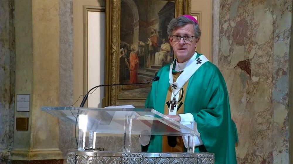 Mons. Garca Cuerva: 'Jess nos vuelve a decir que crucemos a la otra orilla'