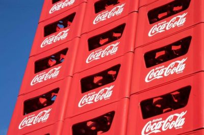 Coca-Cola concentra el 30% de sus ventas en verano y las impulsar en musicales y Eurocopa