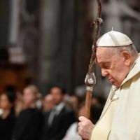 Guerra fra en el Vaticano: el papa Francisco vs. el ala ultraconservadora