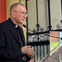 Parolin: La democracia est en crisis y los catlicos tienen la tarea de llenarla de valores