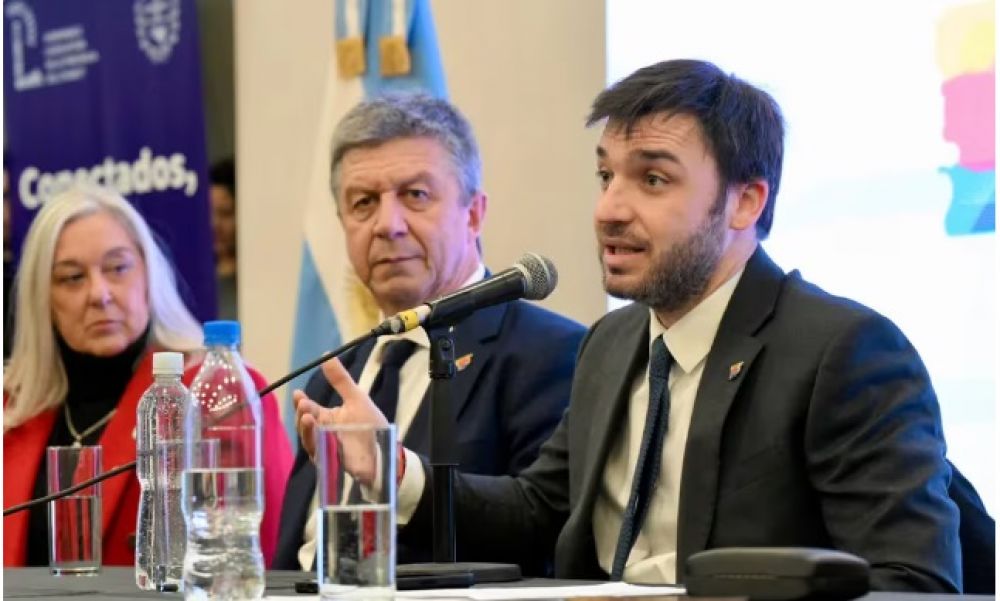 Chubut: el gobernador present un proyecto para implementar la boleta nica de papel