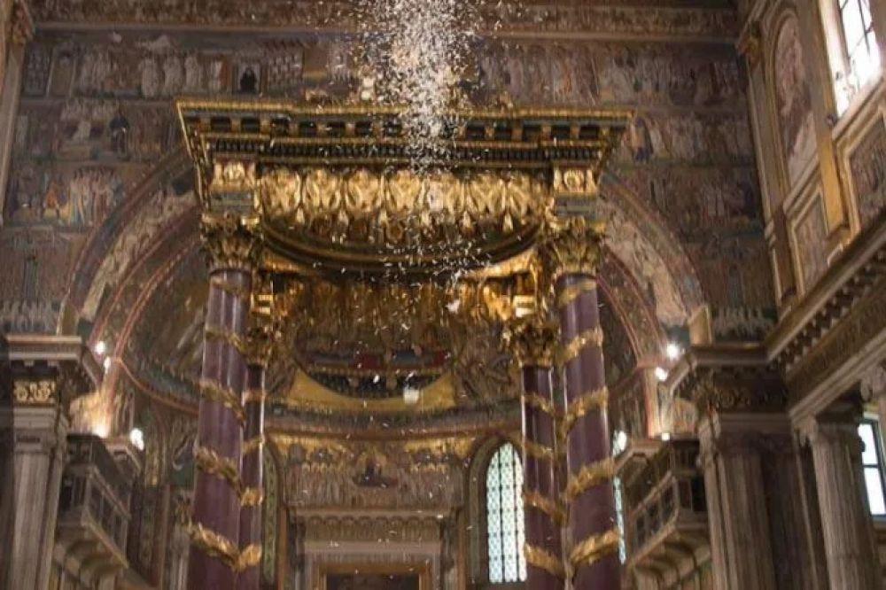 El Papa Francisco presenciar el Milagro de la Nieve en Santa Mara la Mayor el 5 de agosto