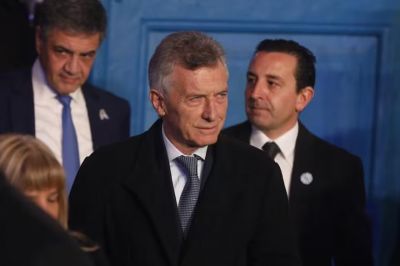 El Gobierno quiso confluir en un interbloque con Pro, pero el episodio con Macri en Tucumn enfri el vnculo