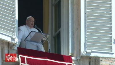El Papa: Que Mara nos ayude a ser discpulos misioneros en comunin y sobriedad