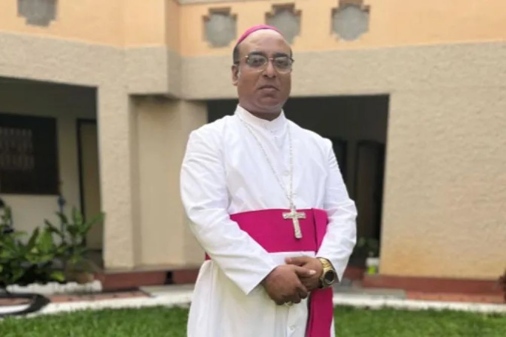 El Papa Francisco nombra al obispo ms joven de India, el pas ms poblado del mundo