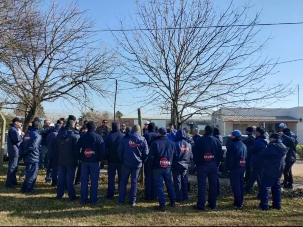 Una empresa est paralizada por sabotajes y bloqueos de un sindicato y pone en riesgo la supervivencia de un pueblo en Entre Ros