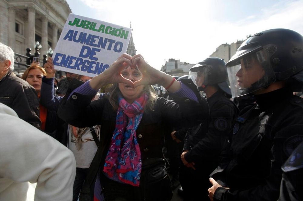 La clase media est cada vez ms empobrecida