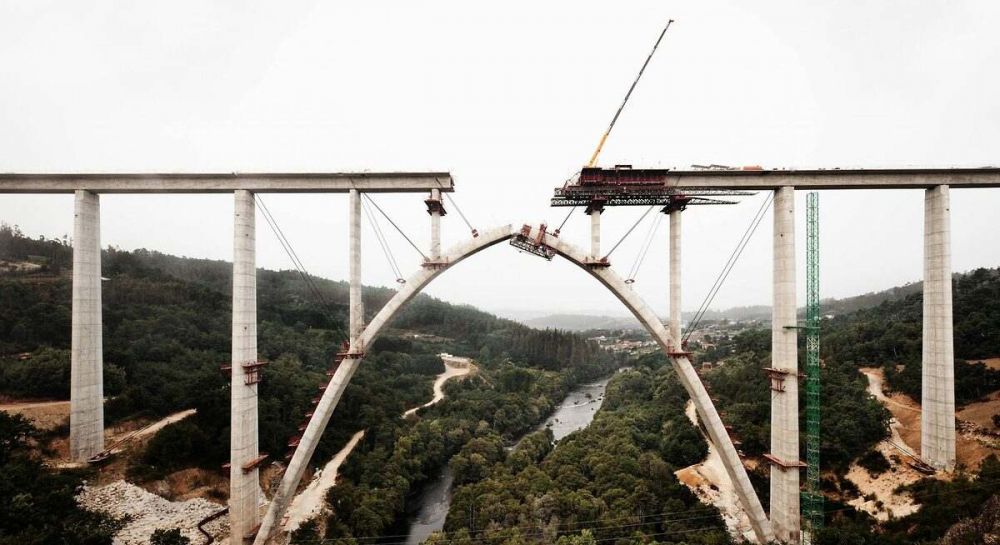 Grupo Puentes bate rcord de ingresos y vende activos de residuos y agua a Urbaser y Quaero