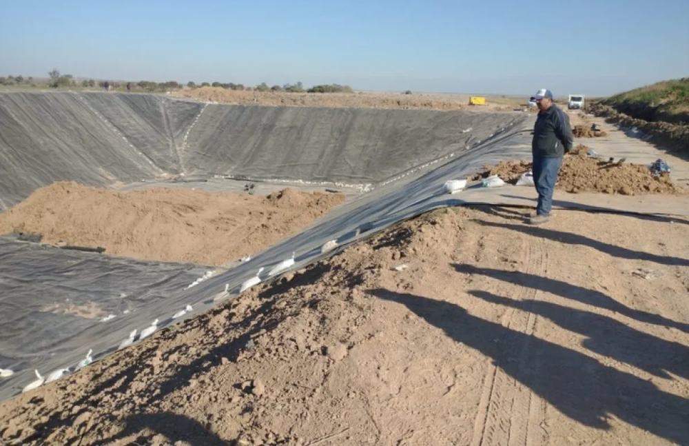 Medio Ambiente realiz una visita tcnica a la obra de Overo Pozo