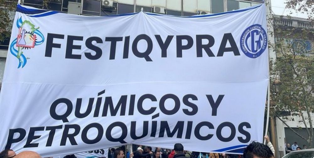 Qumicos y Petroqumicos sellan una paritaria sujeta a 