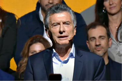 En el relanzamiento de Pro, Mauricio Macri cuestion� el �entorno� de Milei, pero elogi� el rumbo econ�mico