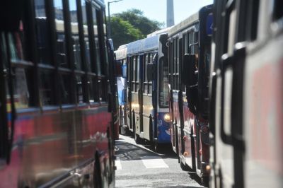 Tras la denuncia de la UTA sobre el recorte de subsidios al interior, el Gobierno recibi a las Cmaras de Transporte Automotor para analizar la situacin del sector