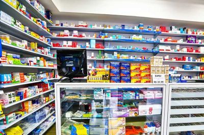 Las ventas de medicamentos y comida sufrieron duras ca�das en julio