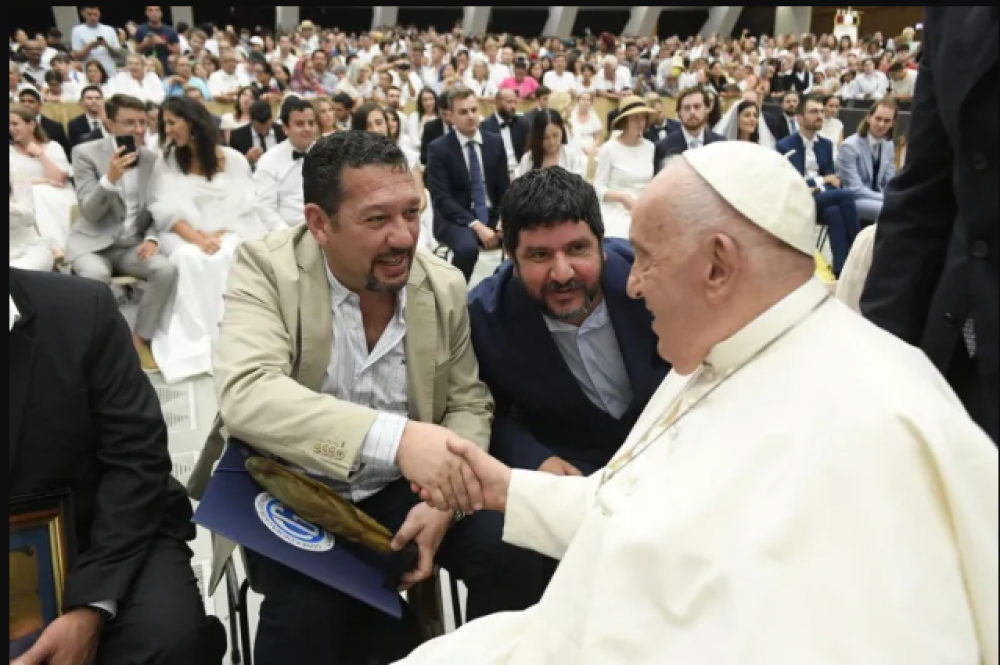 Conduccin de CGT Chaco visit al papa Francisco en el Vaticano