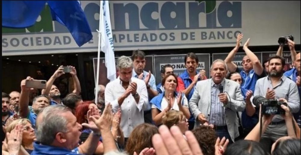 La Bancaria cerr un aumento para julio atado a la inflacin