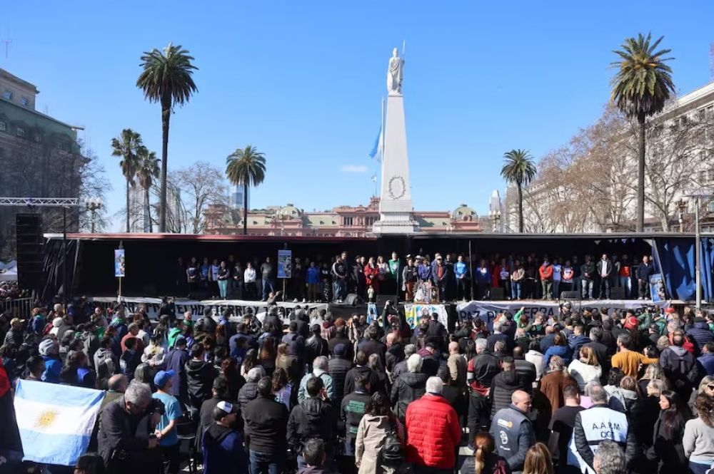 Sindicalistas a la baja