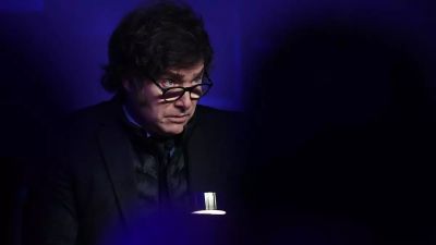 Milei mira de reojo al Congreso y se desentiende de las peleas internas en La Libertad Avanza