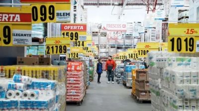 Consumo en crisis: ventas en sper y mayoristas no encuentran piso y se consolidan cambios en mtodos de pago