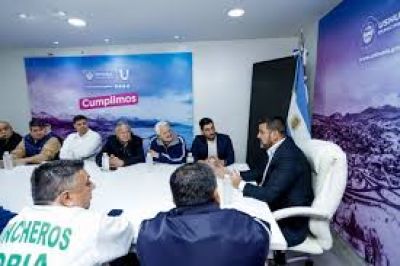 Vuoto recibi a representantes de las 62 organizaciones peronistas