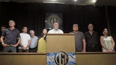 El road trip de la CGT: de negociar la reforma laboral con Santiago Caputo a reunirse con el Papa