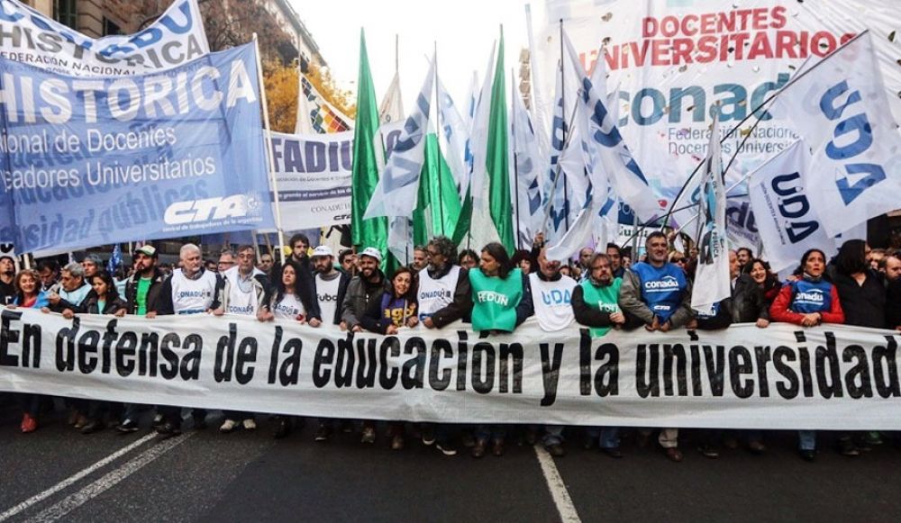 El Frente Universitario denunci otro atentado contra la Universidad Argentina