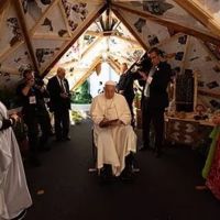 El papa Francisco inst a los lderes religiosos a combatir las guerras alimentadas por el uso indebido de la religin