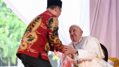 Padre Sina: La visita del Papa Francisco fortalece la convivencia pac�fica