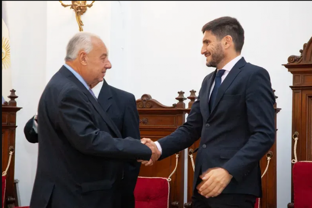 El gobierno de Maximiliano Pullaro da por cadas las negociaciones y apunta a remover a la Corte por decreto