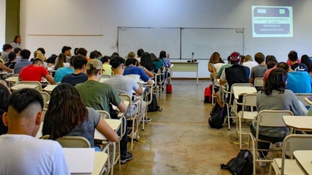 Prioridades libertarias: los beneficios para los sectores ms ricos equivalen a los recursos que se recortan a la universidad