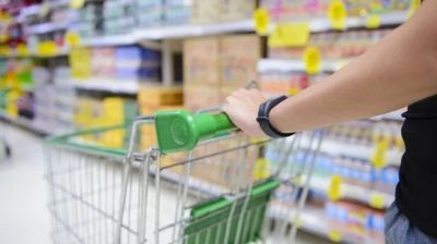 La baja del Impuesto PAIS tuvo impacto casi nulo en los alimentos: c�mo evolucionan los precios